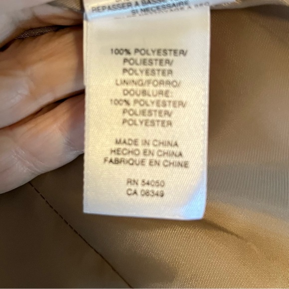 Evan Picone Tan Blazer with Notched Lapels and Tailored Fit - Picture 6 of 7